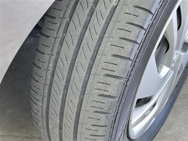 フリード Ｇ・ホンダセンシング　禁煙　８型ＳＤナビ　両側電動スライドドア　ＬＥＤライト　ビルトインＥＴＣ　純正フロアマット　レーダークルーズコントロール　レーンキープアシスト　リアサンシェード　電動格納サイドミラー　オートライト（41枚目）