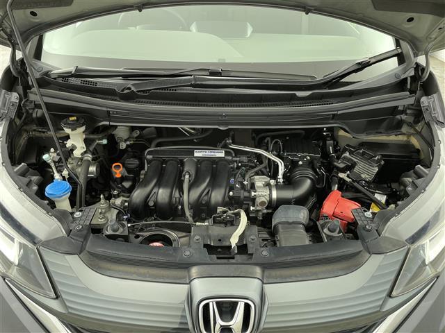 フリード Ｇ・ホンダセンシング　禁煙　８型ＳＤナビ　両側電動スライドドア　ＬＥＤライト　ビルトインＥＴＣ　純正フロアマット　レーダークルーズコントロール　レーンキープアシスト　リアサンシェード　電動格納サイドミラー　オートライト（42枚目）