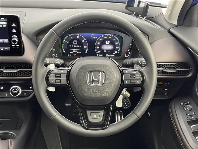 ＺＲ－Ｖ ｅ：ＨＥＶ　Ｚ　禁煙　純正９型ホンダコネクトナビ　純正エアロ　ＢＯＳＥサウンド　全方位カメラ　ＥＴＣ２．０　ホンダセンシング　レーダークルーズコントロール　ブラインドスポットモニター　ワイヤレス充電　シートヒーター（11枚目）