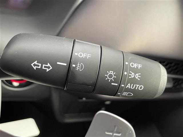 ＺＲ－Ｖ ｅ：ＨＥＶ　Ｚ　禁煙　純正９型ホンダコネクトナビ　純正エアロ　ＢＯＳＥサウンド　全方位カメラ　ＥＴＣ２．０　ホンダセンシング　レーダークルーズコントロール　ブラインドスポットモニター　ワイヤレス充電　シートヒーター（17枚目）