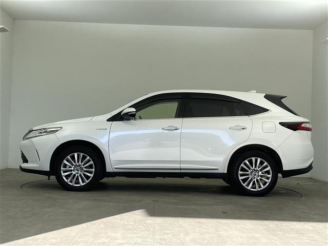 ハリアーハイブリッド プログレス メタル アンド レザーパッケージ 禁煙 純正9型ナビ JBLサウンド 全方位カメラ トヨタセーフティセンス レーダークルーズコントロール レーンキープアシスト AC100V オートハイビーム シートヒーター&ベンチレーション ETC(31枚目)