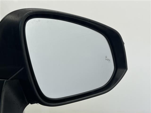 ハリアーハイブリッド Ｚ　禁煙　純正１２．３インチディスプレイ　ＪＢＬプレミアムサウンド　フルセグＴＶ　Ｂｌｕｅｔｏｏｔｈ　ＥＴＣ２．０　デジタルインナーミラー　ブラインドスポットモニター　スマートキー　コーナーセンサー（8枚目）