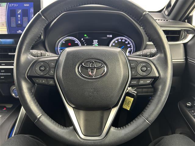 ハリアーハイブリッド Ｚ　禁煙　純正１２．３インチディスプレイ　ＪＢＬプレミアムサウンド　フルセグＴＶ　Ｂｌｕｅｔｏｏｔｈ　ＥＴＣ２．０　デジタルインナーミラー　ブラインドスポットモニター　スマートキー　コーナーセンサー（15枚目）