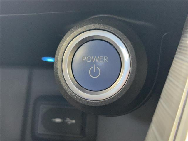 ハリアーハイブリッド Ｚ　禁煙　純正１２．３インチディスプレイ　ＪＢＬプレミアムサウンド　フルセグＴＶ　Ｂｌｕｅｔｏｏｔｈ　ＥＴＣ２．０　デジタルインナーミラー　ブラインドスポットモニター　スマートキー　コーナーセンサー（22枚目）