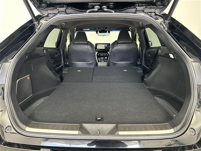 ハリアーハイブリッド Ｚ　禁煙　純正１２．３インチディスプレイ　ＪＢＬプレミアムサウンド　フルセグＴＶ　Ｂｌｕｅｔｏｏｔｈ　ＥＴＣ２．０　デジタルインナーミラー　ブラインドスポットモニター　スマートキー　コーナーセンサー（32枚目）