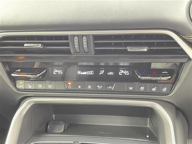 ＣＸ－６０ ＸＤ－ハイブリッド　エクスクルーシブスポーツ　禁煙　純正１２．３インチマツダコネクトナビ　パワーバックドア　全方位カメラ　純正フロアマットパワーシート　シートヒーター　エアシート　レーダークルーズ　スマホ連携　ＬＥＤライト　Ｂｌｕｅｔｏｏｔｈ（7枚目）