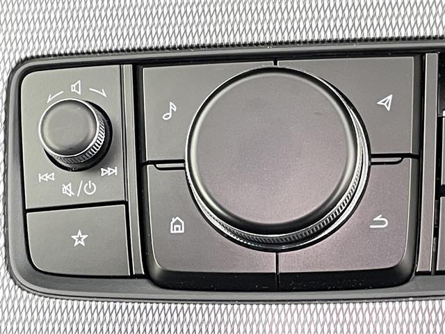 ＣＸ－６０ ＸＤ－ハイブリッド　エクスクルーシブスポーツ　禁煙　純正１２．３インチマツダコネクトナビ　パワーバックドア　全方位カメラ　純正フロアマットパワーシート　シートヒーター　エアシート　レーダークルーズ　スマホ連携　ＬＥＤライト　Ｂｌｕｅｔｏｏｔｈ（13枚目）