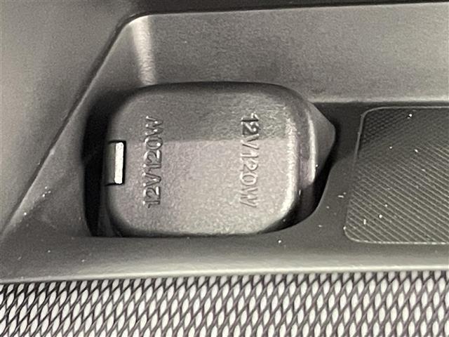 ＣＸ－６０ ＸＤ－ハイブリッド　エクスクルーシブスポーツ　禁煙　純正１２．３インチマツダコネクトナビ　パワーバックドア　全方位カメラ　純正フロアマットパワーシート　シートヒーター　エアシート　レーダークルーズ　スマホ連携　ＬＥＤライト　Ｂｌｕｅｔｏｏｔｈ（14枚目）