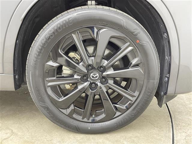 ＣＸ－６０ ＸＤ－ハイブリッド　エクスクルーシブスポーツ　禁煙　純正１２．３インチマツダコネクトナビ　パワーバックドア　全方位カメラ　純正フロアマットパワーシート　シートヒーター　エアシート　レーダークルーズ　スマホ連携　ＬＥＤライト　Ｂｌｕｅｔｏｏｔｈ（41枚目）