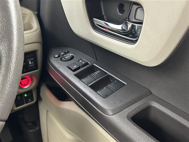 Ｎ－ＢＯＸ Ｇ・ＥＸターボホンダセンシング　禁煙　純正７インチメモリーナビ　ＣＤ／ＤＶＤ　ワンセグＴＶ　バックカメラ　両側パワースライドドア　スマートキー　リアコーナーセンサー　ＬＥＤヘッドライト　ビルトインＥＴＣ　純正フロアマット（18枚目）