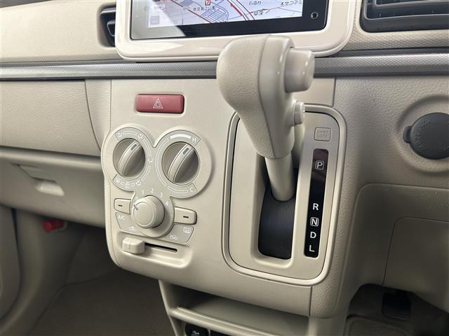 アルトラパン L 禁煙 純正7インチナビ 全方位カメラ フルセグTV シートヒーター レーダーブレーキサポート プッシュスタート スマートキー ETC CD/DVD USBポート 社外15インチAW アームレスト(17枚目)