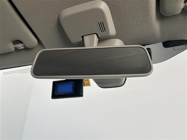 アルトラパン L 禁煙 純正7インチナビ 全方位カメラ フルセグTV シートヒーター レーダーブレーキサポート プッシュスタート スマートキー ETC CD/DVD USBポート 社外15インチAW アームレスト(21枚目)