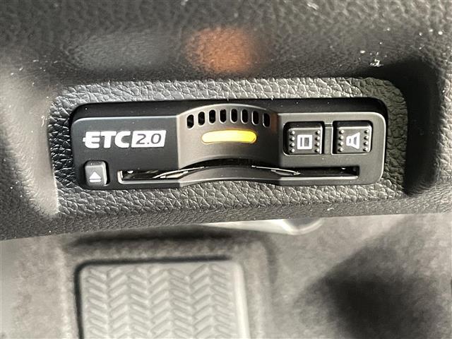 ヴェゼル e:HEV Z 登録済未使用車 純正ホンダコネクトナビ ホンダセンシング レーダークルーズコントロール 踏み間違い衝突軽減システム ブラインドスポットモニター シートヒーター 電動トランク ダウンヒルアシスト ETC(9枚目)
