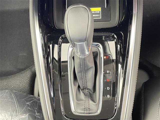 ヴェゼル e:HEV Z 登録済未使用車 純正ホンダコネクトナビ ホンダセンシング レーダークルーズコントロール 踏み間違い衝突軽減システム ブラインドスポットモニター シートヒーター 電動トランク ダウンヒルアシスト ETC(20枚目)