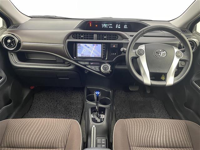 アクア Ｇ　禁煙車　純正ナビ　バックカメラ　衝突被害軽減ブレーキ　クルーズコントロール　オートハイビーム　ＥＴＣ　オートライト　Ｂｌｕｅｔｏｏｔｈ　ワンセグＴＶ　スマートキー　純正フロアマット　取扱説明書（2枚目）