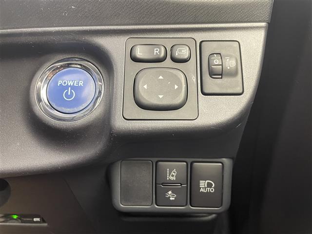 アクア Ｇ　禁煙車　純正ナビ　バックカメラ　衝突被害軽減ブレーキ　クルーズコントロール　オートハイビーム　ＥＴＣ　オートライト　Ｂｌｕｅｔｏｏｔｈ　ワンセグＴＶ　スマートキー　純正フロアマット　取扱説明書（9枚目）