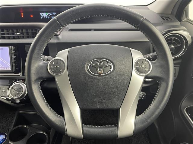 アクア Ｇ　禁煙車　純正ナビ　バックカメラ　衝突被害軽減ブレーキ　クルーズコントロール　オートハイビーム　ＥＴＣ　オートライト　Ｂｌｕｅｔｏｏｔｈ　ワンセグＴＶ　スマートキー　純正フロアマット　取扱説明書（12枚目）