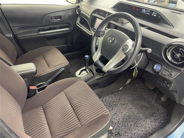 アクア Ｇ　禁煙車　純正ナビ　バックカメラ　衝突被害軽減ブレーキ　クルーズコントロール　オートハイビーム　ＥＴＣ　オートライト　Ｂｌｕｅｔｏｏｔｈ　ワンセグＴＶ　スマートキー　純正フロアマット　取扱説明書（23枚目）