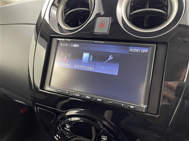 ノート Ｘ　Ｖセレクション　禁煙車　社外７型メモリナビ　エマージェンシーブレーキ　バックカメラ　Ｂｌｕｅｔｏｏｔｈ　コーナーセンサー　オートライト　ヘッドライトレベライザー　プッシュスタート　スマートキー　スペアキー（5枚目）