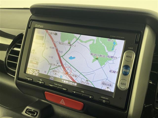 Ｎ－ＢＯＸカスタム Ｇ　ターボＳＳパッケージ　禁煙車　純正ナビ　両側パワースライドドア　衝突被害軽減ブレーキ　バックカメラ　クルーズコントロール　ＨＩＤヘッドライト　パドルシフト　ＥＴＣ　スマートキー　スペアキー　Ｂｌｕｅｔｏｏｔｈ　ワンセグＴＶ（4枚目）