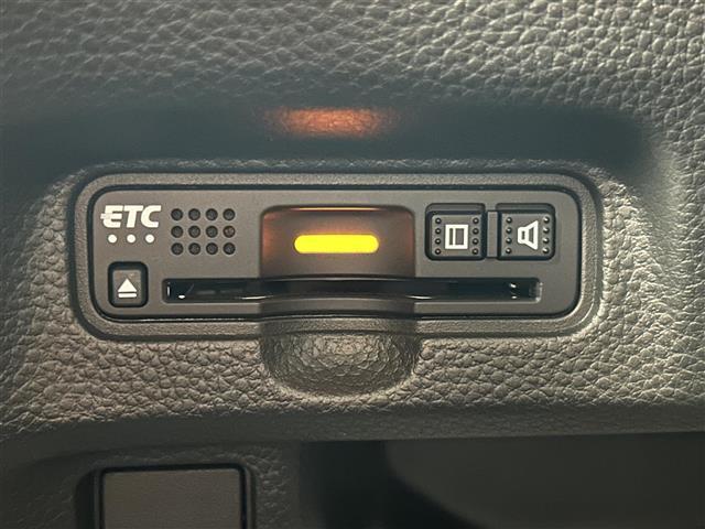 Ｎ－ＢＯＸカスタム Ｇ・Ｌホンダセンシング　禁煙車　純正８型ナビ　片側パワースライドドア　衝突軽減システム　アダクティブクルーズコントロール　車線逸脱警報　バックカメラ　ＬＥＤヘッドライト　フォグランプ　ＥＴＣ　フルセグＴＶ（9枚目）