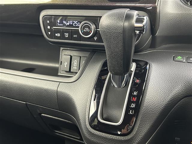 Ｎ－ＢＯＸカスタム Ｇ・Ｌホンダセンシング　禁煙車　純正８型ナビ　片側パワースライドドア　衝突軽減システム　アダクティブクルーズコントロール　車線逸脱警報　バックカメラ　ＬＥＤヘッドライト　フォグランプ　ＥＴＣ　フルセグＴＶ（14枚目）