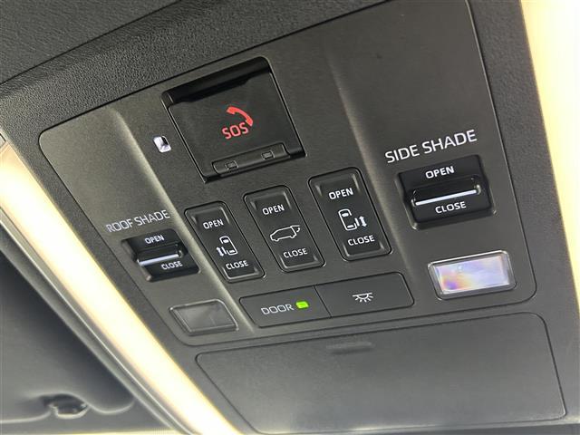 アルファードハイブリッド エグゼクティブラウンジ 禁煙車 純正14型ディスプレイオーディオナビ ワンオーナー トヨタセーフティセンス 左右独立ガラスルーフ JBLプレミアムサウンド 両側パワースライドドア 純正13型フリップダウンモニター(10枚目)