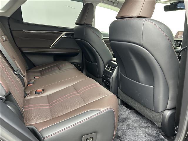 ＲＸ ＲＸ４５０ｈ　バージョンＬ　禁煙車　マークレビンソン　パノラマルーフ　オプション２０ＡＷ　純正メーカーナビ　パノラミックビューモニター　衝突軽減　レーンキープアシスト　オートハイビーム　ブラインドスポットモニター　ＥＴＣ２．０（28枚目）