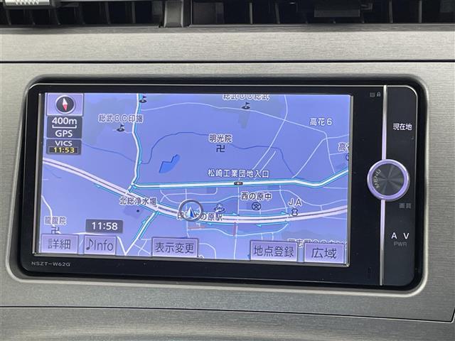 プリウス Ｓ　禁煙車　純正ナビ　ＨＩＤヘッドライト　オートライト　スマートキー　純正１５インチアルミホイール　ビルトインＥＴＣ　Ｂｌｕｅｔｏｏｔｈ　フルセグＴＶ　スペアキー　サイド＆カーテンエアバッグ　ドアバイザー（3枚目）