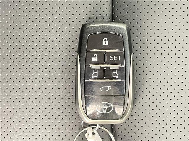 アルファードハイブリッド ＳＲ　Ｃパッケージ　禁煙車　純正９型ディスプレイオーディオ　トヨタセーフティセンス　ＪＢＬプレミアムサウンド　１２．１型フリップダウンモニター　両側パワースライドドア　パワーバックドア　パノラミックビューモニター（22枚目）
