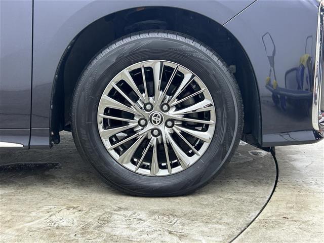 アルファードハイブリッド エグゼクティブラウンジＳ　禁煙車　ＪＢＬ　リアエンターテイメント　パノラミックビューモニター　サンルーフ　トヨタセーフティセンス純正ナビ　デジタルインナーミラー　ブラインドスポットモニター　レーダークルーズコントロール（34枚目）