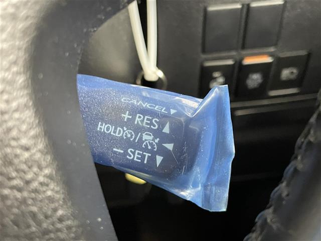 ヴェルファイア ２．５Ｚ　Ｇエディション　禁煙車　純正１０型メモリナビ　トヨタセーフティセンス　１２．１型フリップダウンモニター　ツインガラスルーフ　両側パワースライドドア　パワーバックドア　レザーシート　シートヒーター　エアーシート（14枚目）