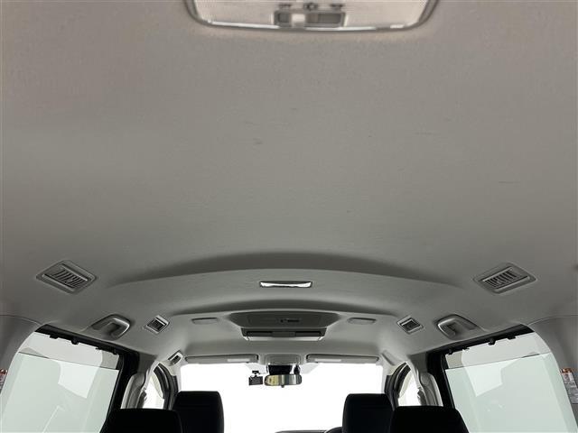 ヴォクシー ハイブリッドＺＳ　煌ＩＩ　禁煙車　純正９インチナビ　両側パワースライドドア　純正１２．１インチフリップダウンモニター　衝突被害軽減ブレーキ　ＬＥＤヘッドライト　オートハイビーム　ビルトインＥＴＣ　フォグライト　フルセグＴＶ（30枚目）