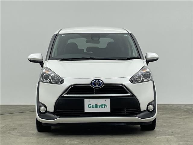 シエンタ ハイブリッドＧ　禁煙車　純正ナビ　両側パワースライドドア　衝突被害軽減ブレーキ　車線逸脱警報　バックカメラ　ビルトインＥＴＣ２．０　オートハイビーム　スマートキー　純正フロアマット　純正ドアバイザー　フルセグＴＶ（31枚目）