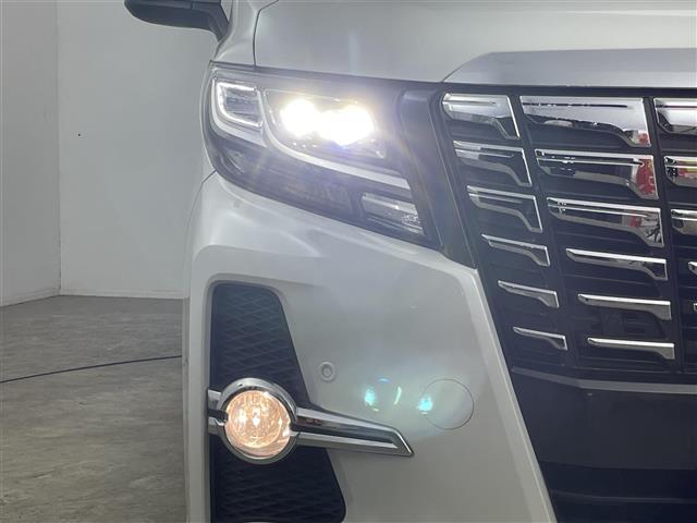 アルファード ２．５Ｓ　禁煙車　純正９型メモリナビ　アルパインフリップダウンモニター　片側パワースライドドア　クルーズコントロール　コーナーセンサー　　バックカメラ　革巻きステアリング　ＬＥＤヘッドライト　フォグライト（37枚目）