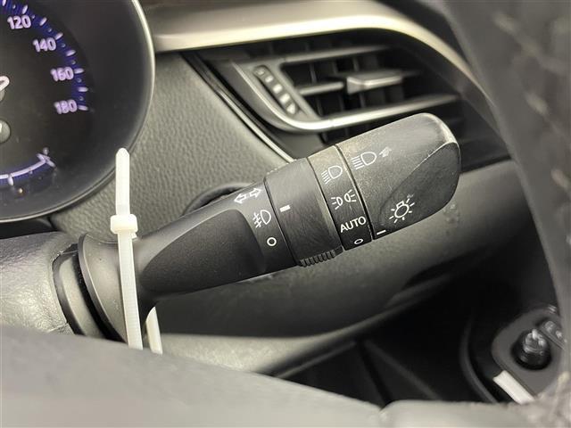 Ｃ－ＨＲ Ｇ　禁煙車　純正９型メモリナビ　ワンオーナー　トヨタセーフティセンス　ブラインドスポットモニター　バックカメラ　シートヒーター　レーダークルーズコントロール　クリアランスソナー　フルセグＴＶ（16枚目）