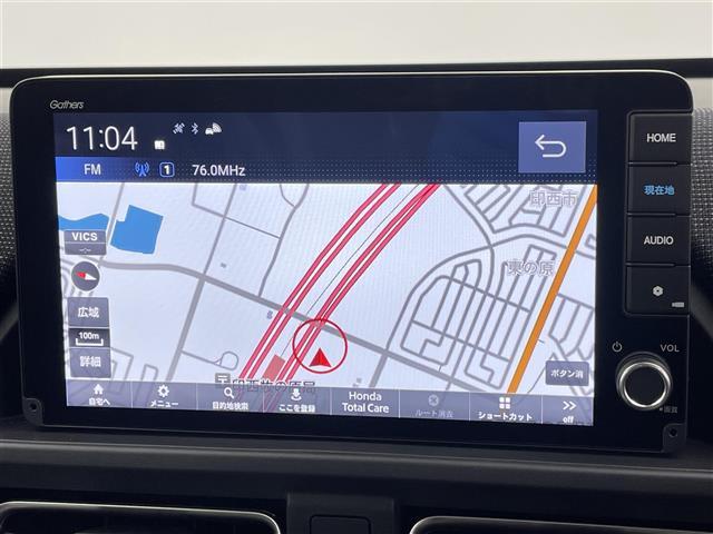 フリード ｅ：ＨＥＶエアー　ＥＸ　登録済未使用車　純正９型メモリナビ　ホンダセンシング　両側パワースライドドア　ブラインドスポットインフォメーション　パーキングセンサー　レーダークルーズコントロール　バックカメラ　ハーフレザーシート（3枚目）