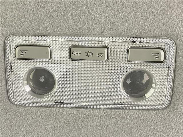 スペイド Ｇ　禁煙車　片側パワースライドドア　純正ＳＤナビ　ＨＩＤオートライト　ドライブレコーダーバックカメラ　フルセグテレビ　ビルトインＥＴＣ　シートヒーター　純正１５インチアルミホイール　プッシュスタート（9枚目）