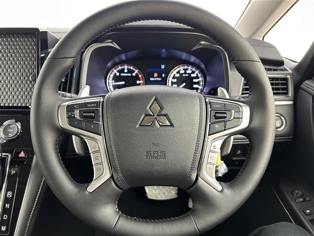 デリカＤ：５ シャモニー　禁煙車　登録済未使用車　ｅ－Ａｓｓｉｓｔ　両側パワースライドドア　パワーバックドア　全方位カメラ　シートヒーター　ハンドルヒーター　レーダークルーズコントロール　パドルシフト　ＬＥＤヘッドライト（11枚目）