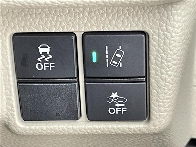 Ｎ－ＢＯＸ Ｇ・Ｌホンダセンシング　禁煙車　ホンダセンシング　片側パワースライドドア　純正８インチメモリナビ　バックカメラ　シートヒーター　ＬＥＤオートライト　ＥＴＣ　フルセグテレビ　アダプティブクルーズコントロール　プッシュスタート（11枚目）