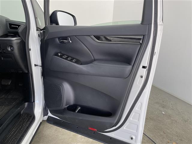 アルファード 2.5S タイプゴールド 禁煙車 純正9型DAナビ 両側パワースライドドア 10.5型フリップダウンモニター トヨタセーフティセンス パワーバックドア レーダークルーズコントロール クリアランスソナー バックカメラ ETC(24枚目)