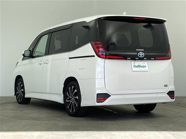 ノア ハイブリッドＳ－Ｚ　禁煙車　純正８型ＤＡ　快適利便ＰＫＧ　両側パワースライドドア　トヨタセーフティセンス　レーダークルーズコントロール　バックカメラ　ステアリングヒーター　前席シートヒーター　キャプテンシート　オットマン（34枚目）