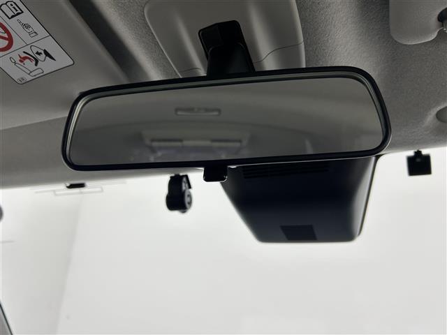 トール カスタムＧ　禁煙車　アルパイン９型メモリナビ　トヨタセーフティセンス　両側パワースライドドア　全方位カメラ　革巻きステアリング　Ｂｌｕｅｔｏｏｔｈ　フルセグＴＶ　電子パーキング　ＬＥＤヘッドライト　オートライト（20枚目）