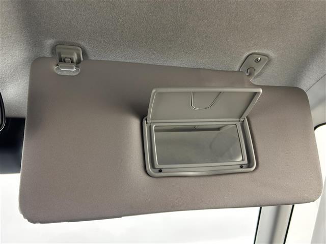 トール カスタムＧ　禁煙車　アルパイン９型メモリナビ　トヨタセーフティセンス　両側パワースライドドア　全方位カメラ　革巻きステアリング　Ｂｌｕｅｔｏｏｔｈ　フルセグＴＶ　電子パーキング　ＬＥＤヘッドライト　オートライト（21枚目）