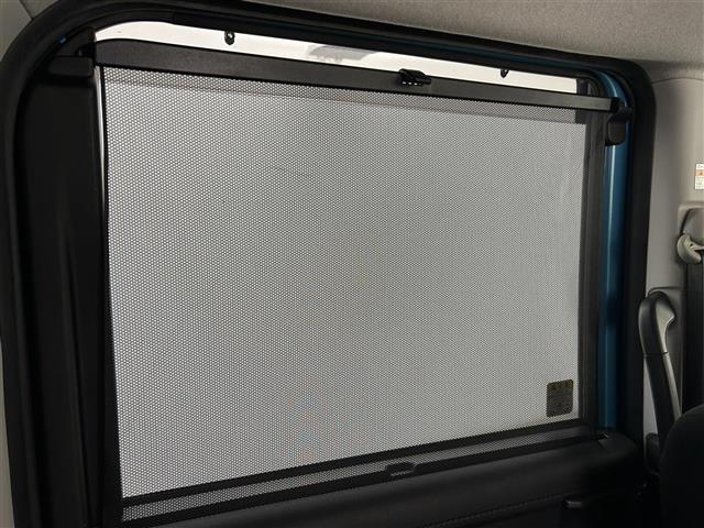 トール カスタムＧ　禁煙車　アルパイン９型メモリナビ　トヨタセーフティセンス　両側パワースライドドア　全方位カメラ　革巻きステアリング　Ｂｌｕｅｔｏｏｔｈ　フルセグＴＶ　電子パーキング　ＬＥＤヘッドライト　オートライト（22枚目）