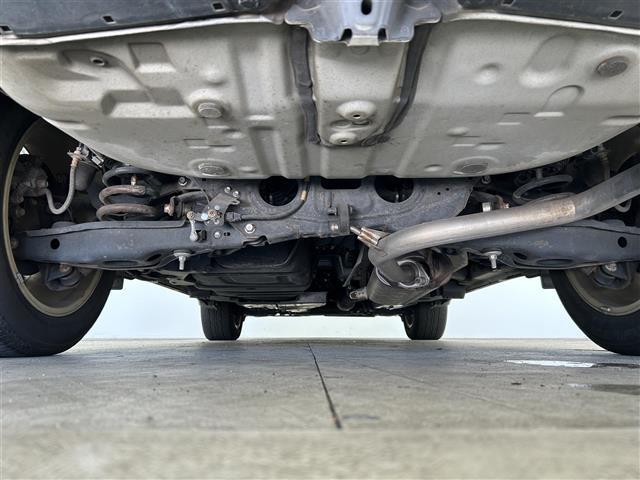 ハリアー プレミアム　禁煙車　純正ナビ　衝突被害軽減ブレーキ　レーダークルーズコントロール　ハーフレザーシート　パワーシート　ＬＥＤヘッドライト　オートハイビーム　パワーバックドア　ビルトインＥＴＣ　コーナーセンサー（43枚目）