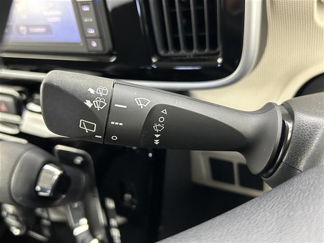 ムーヴキャンバス Gブラックインテリアリミテッド SAIII 禁煙車 純正7型ナビ 全周囲カメラ 両側電動スライドドア Bluetooth フルセグTV CD/DVDLEDヘッドライト フォグランプ オートハイビーム 横滑り防止 電動格納ミラー スマートキー(13枚目)