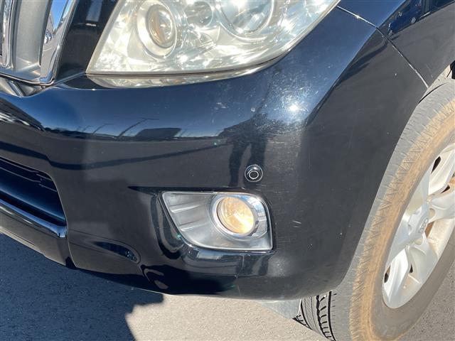 ランドクルーザープラド ＴＸ　４ＷＤ　禁煙車　サンルーフ　純正ナビ　バックカメラ　スマートキー　フォグライト　ルーフレール　純正アルミホイール　ビルトインＥＴＣ　オートライト　コーナーセンサー　保証書　取扱説明書　プッシュスタート（25枚目）