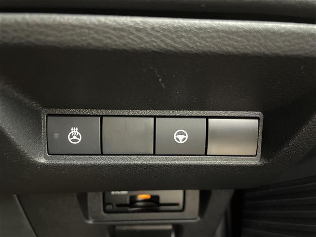 オーラ Ｇ　レザーエディション　禁煙　ワンオーナー　純正ナビ　アラウンドビューモニター　純正アルミホイール　純正フロアマット　ＬＥＤオートライト　ハーフレザーシート　シートヒーター　オートエアコン　ＵＳＢポート　ＥＴＣ２．０（12枚目）