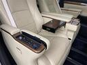 エグゼクティブラウンジ　禁煙車　純正９型ディスプレイオーディオ　１２．１型フリップダウンモニター　ＪＢＬプレミアムサウンド　トヨタセーフティセンス　ツインサンルーフ　両側パワースライドドア　パワーバックドア　バックカメラ（26枚目）